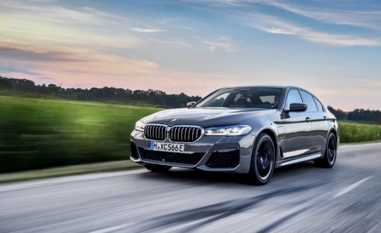 BMW Serie 5. Estos son los precios de las versiones híbridas enchufables
