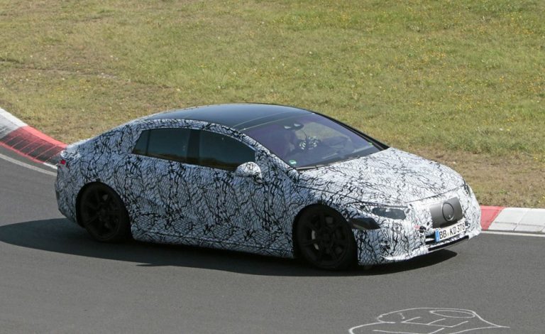 Mercedes EQS. ¡Alto voltaje en Nürburgring!