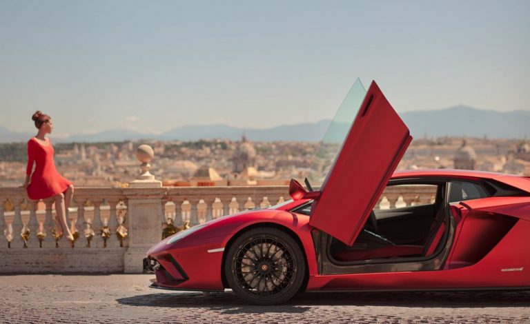 Lamborghini: 20 impresionantes imágenes con Italia de fondo