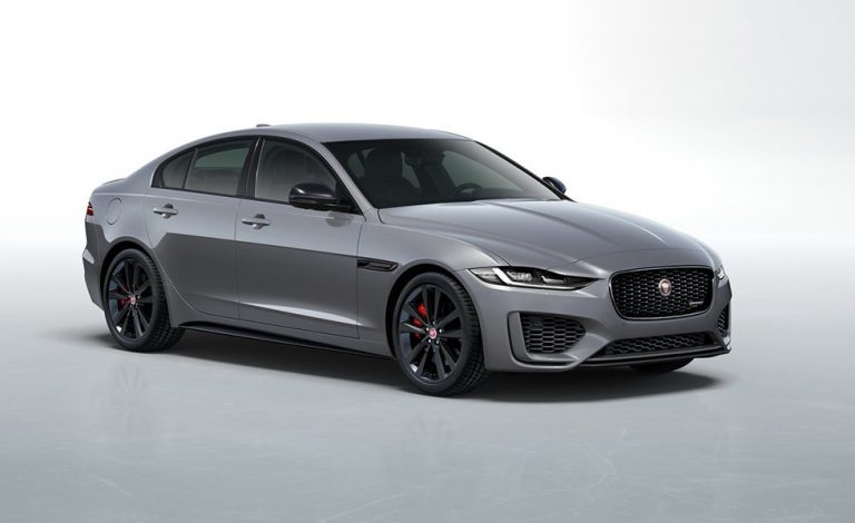 El Jaguar XE también se renueva de cara a 2021