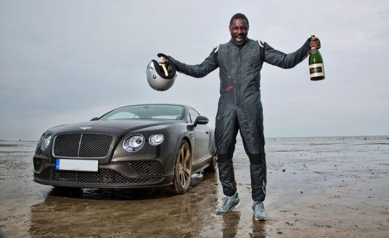 Bentley logra el récord Flying Mile. Y con el actor Idris Elba