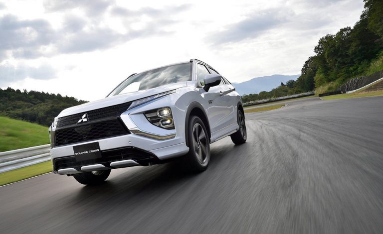 Mitsubishi Eclipse Cross. Llegará con mecánica híbrida enchufable en 2021