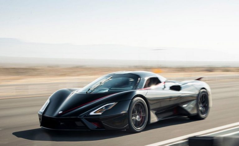 SSC Tuatara. Con 532,7 km/h es el coche más rápido del mundo