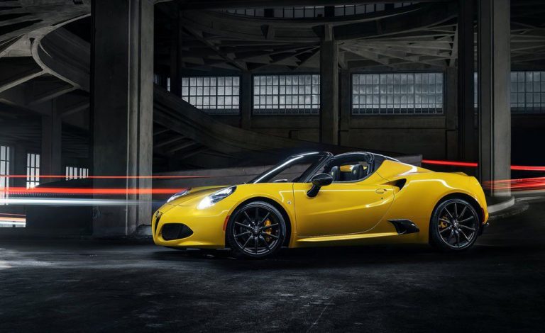 Alfa Romeo 4C Spider. Ya está a la venta por 76.500 euros