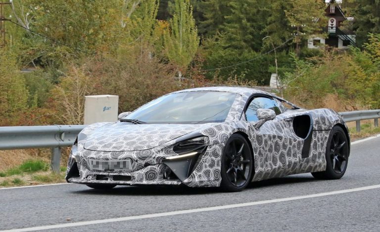 El nuevo SuperMcLaren rueda por España