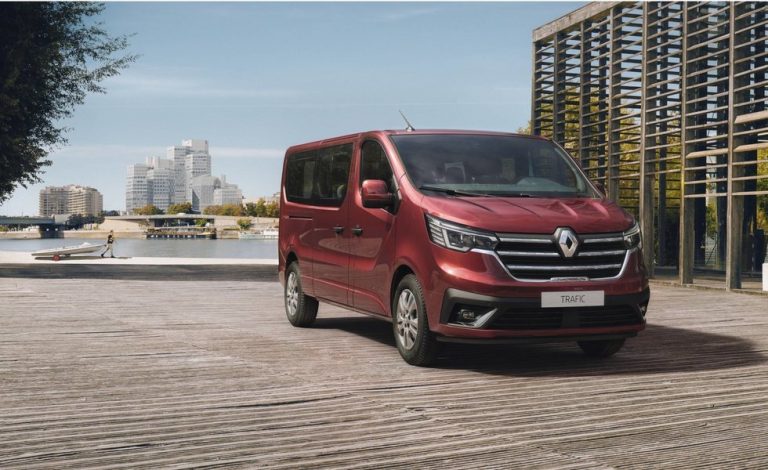 Renault Trafic Combi y SpaceClass. Llegarán al mercado en marzo