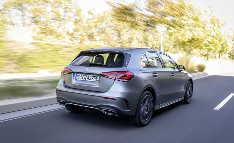Probamos tres híbridos enchufables de Mercedes-Benz