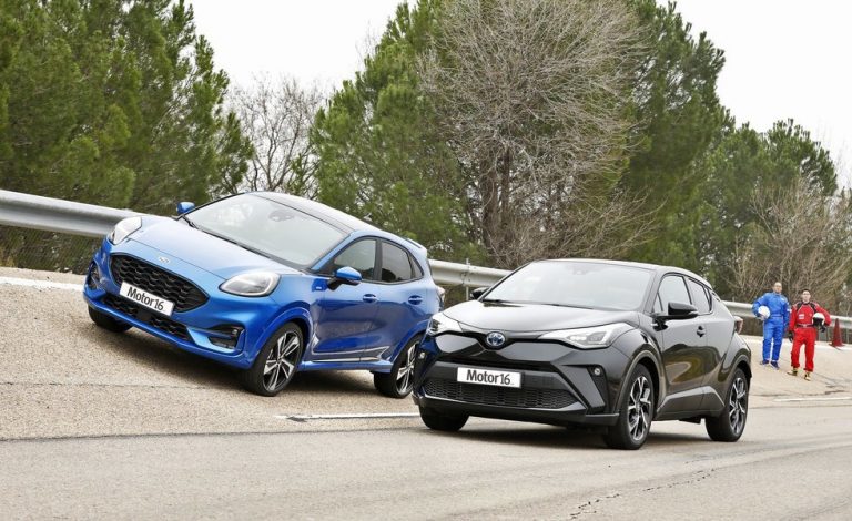 Ford Puma Ecoboost 155 frente a Toyota C-HR 180H. Para las carreras de la vida diaria