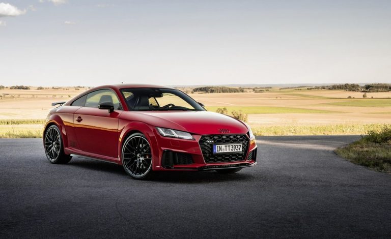 Audi TTS. Nuevos Competition Plus y Bronze Selection