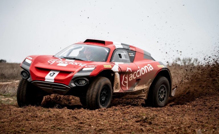 Carlos Sainz, Acciona y QEV Tech forman un equipo de Extreme E