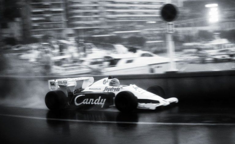 Mónaco, el helicóptero o la bicicleta