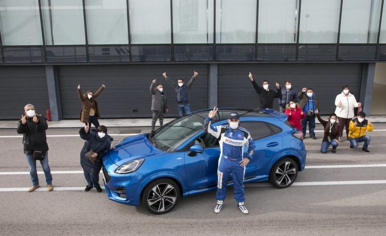 Jornada en el Jarama con el piloto de Ford Rubén Gracia y la Fundación Apascovi