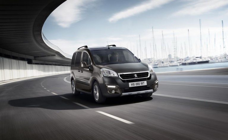 Peugeot Partner y Partner Tepee. A la venta con packs tecnológicos de serie