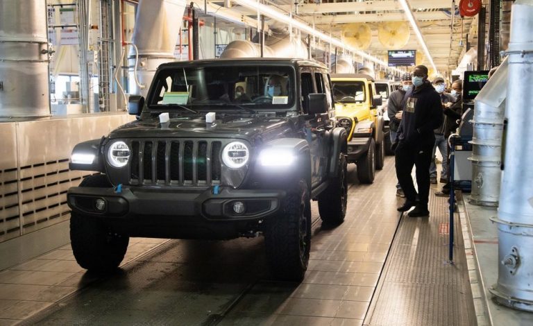 Jeep Wrangler 4xe. De Ohio ya salen las versiones híbridas enchufables