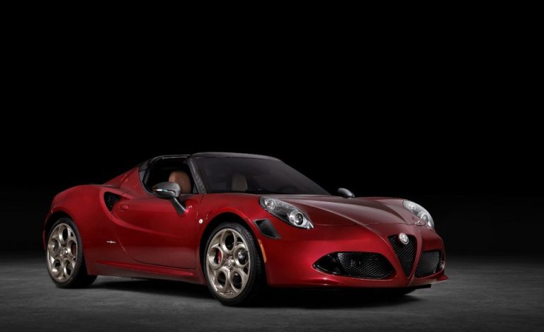 Alfa Romeo 4C Spider 33 Stradale Tributo Edition. Se despide de los EE.UU