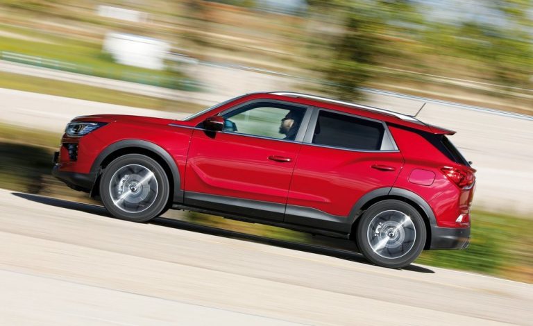 Ssangyong Korando G15T 4×2 GLP Limited. Jugar a dos bandas