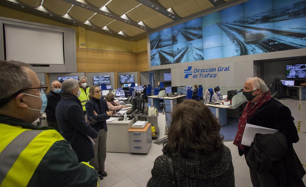 17933_rRNmUJ1BWHFa5-p