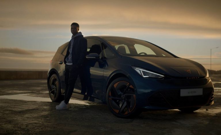 Ansu Fati protagoniza el nuevo spot de Cupra
