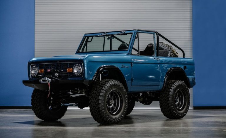 Ford Bronco Custom. RM Sotheby's lo saca a subasta por una buena cifra
