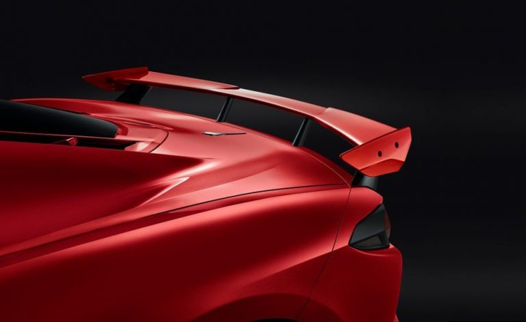 Chevrolet vuelve a ofrecer el alerón oficial para el Corvette C8