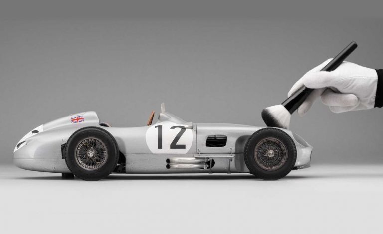 Mercedes-Benz W196 Monoposto. Amalgam recrea el bólido de Sir Stirling Moss