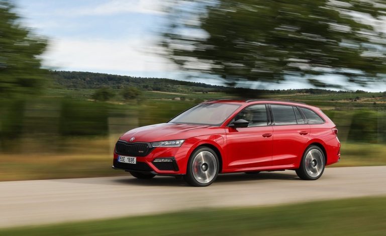 Probamos los Skoda Octavia híbridos enchufables