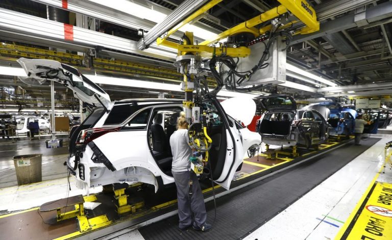 El año pasado se fabricaron medio millón de vehículos menos en España