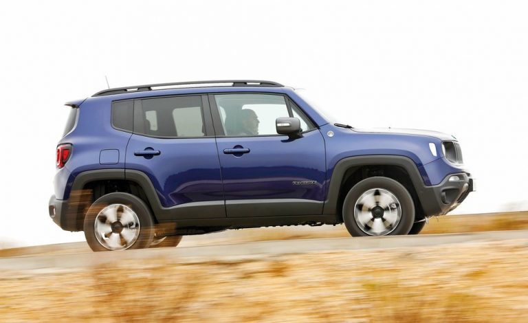 Jeep Renegade 4Xe Trailhawk. Le pone chispa a la aventura