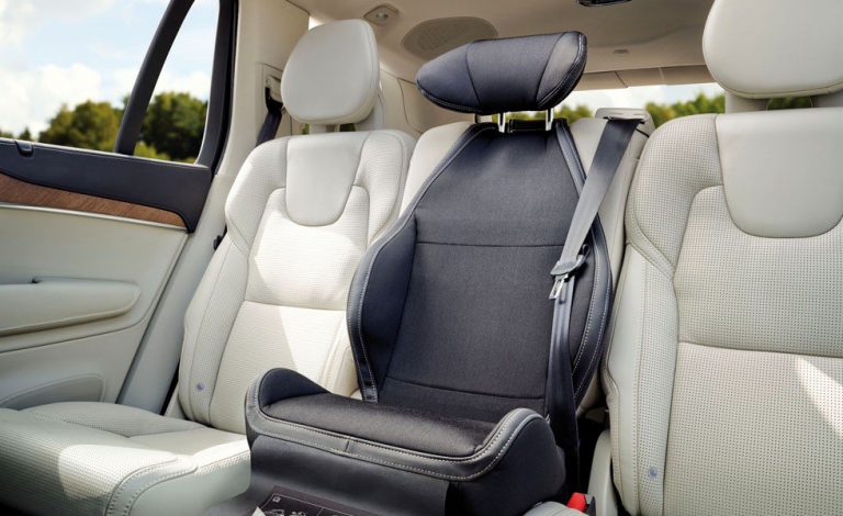 El asiento infantil integrado de Volvo cumple 25 años
