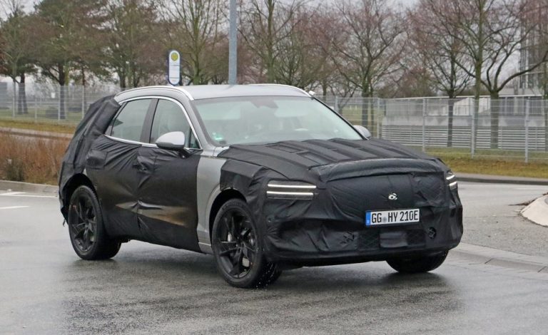 Genesis GV70e. Preparan el eléctrico