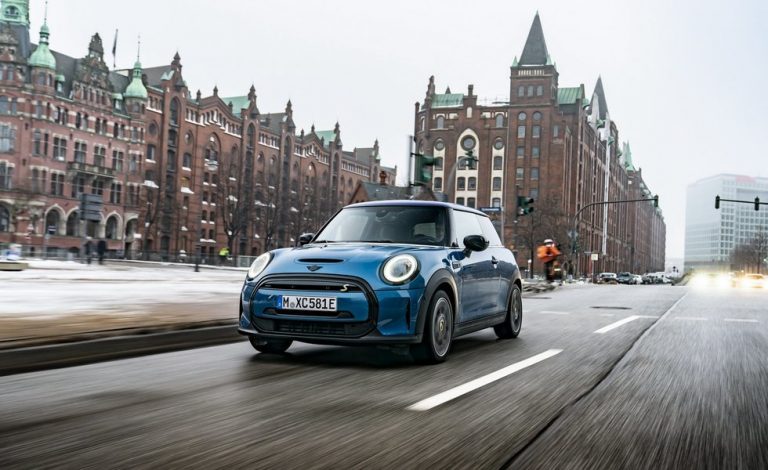Mini Cooper SE Collection Edition. Con extra de estilo
