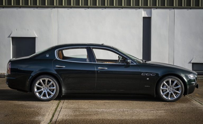 Este Maserati Quattroporte de Elton John puede ser tuyo