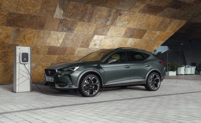 Cupra Formentor e-HYBRID. 204 CV y etiqueta Cero por 36.640 euros