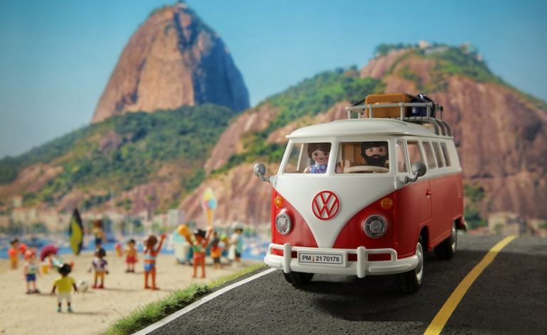 Volkswagen T1. Playmobil hace esta a escala con todo lujo de detalles