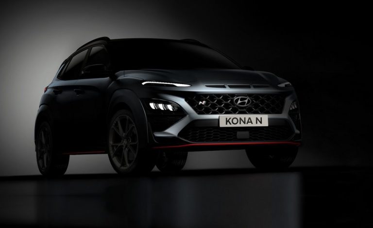 Hyundai Kona N. Se muestra ligeramente