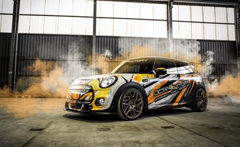 Este Mini Cooper SE quiere ser un JCW eléctrico