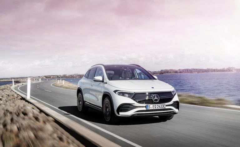 Iberdrola y Mercedes electrifican la Semana de la Moda