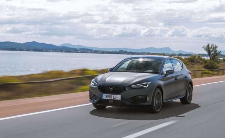 Cupra León e-Hybrid. Ya está aquí la versión más económica