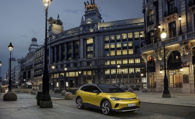 Conducimos el Volkswagen ID.4. SUV eléctrico para toda la familia