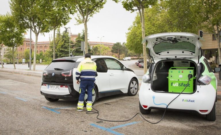 Nuevo servicio de carga móvil de emergencia para vehículos eléctricos