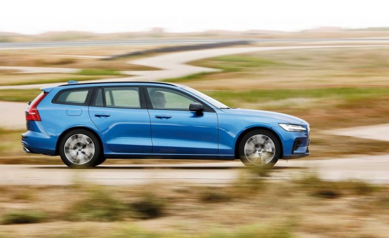 Volvo V60 T6 Recharge AWD R-Design. Con doble vida