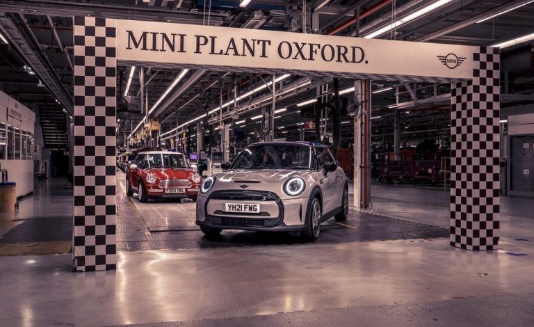 Mini. Dos décadas de éxitos