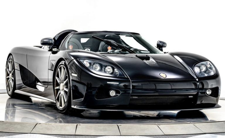 Koenigsegg CCX. Este de 2008 y con 2.480 kilómetros puede ser tuyo