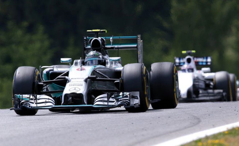 En 2014, Rosberg se escapa y Red Bull se estrella en casa