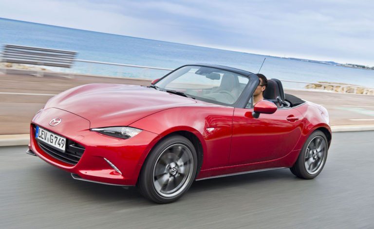 Mazda MX-5 2015. Conducirlo es pura diversión
