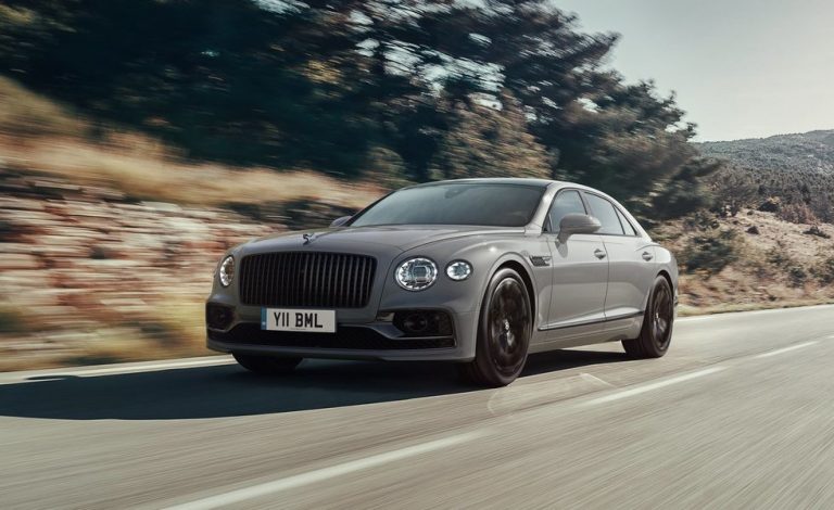 Bentley Flying Spur 2022. Aún más refinado
