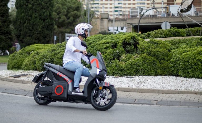 Seat Mó amplía su implantación: desde hoy en L'Hospitalet de Llobregat