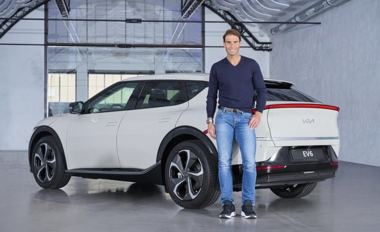 Rafa Nadal ya conoce el nuevo Kia EV6