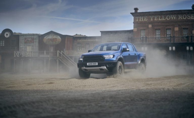 Ford Ranger Raptor Special Edition. Se presenta con un spaghetti western rodado en Almería