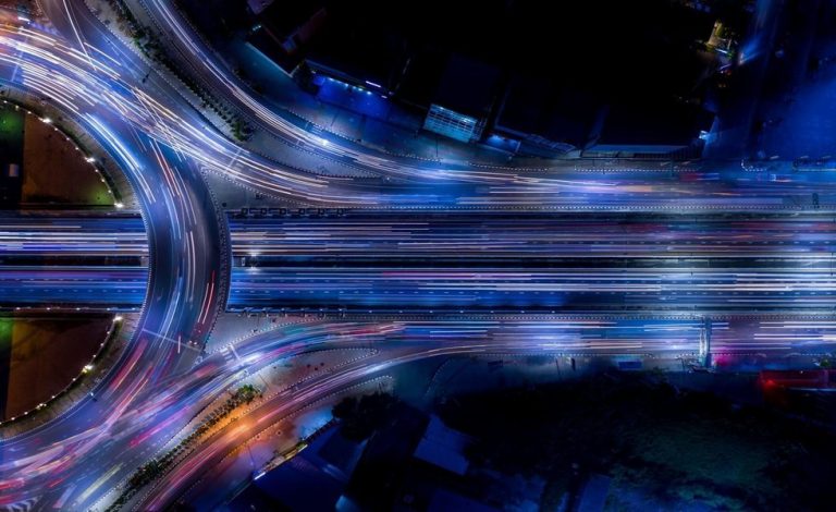 El Renting a la vanguardia de la conducción digital y la seguridad vial